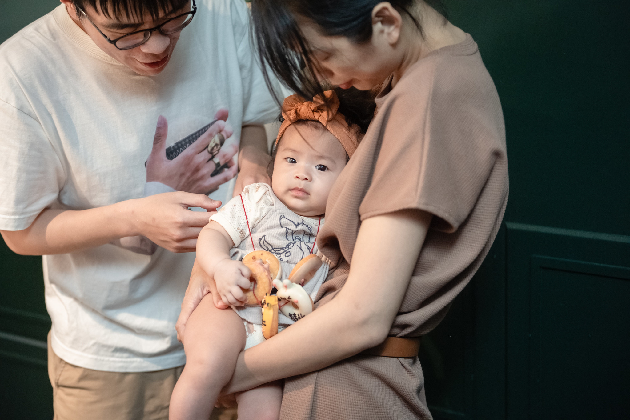 親子寫真拍攝 | 愛與時光的定格：女孩周歲生日派對的甜蜜瞬間